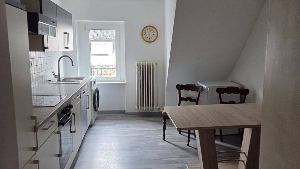 WG-Zimmer zur Miete 650 € 4,5 Zimmer 80 m² Geschoss 3/4 frei ab 18.05.2026 Ettringen 56729