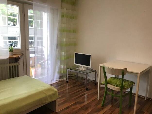Studio zur Miete Wohnen auf Zeit 890 € 1 Zimmer 26 m² frei ab 01.04.2026 Ost Stuttgart 70188