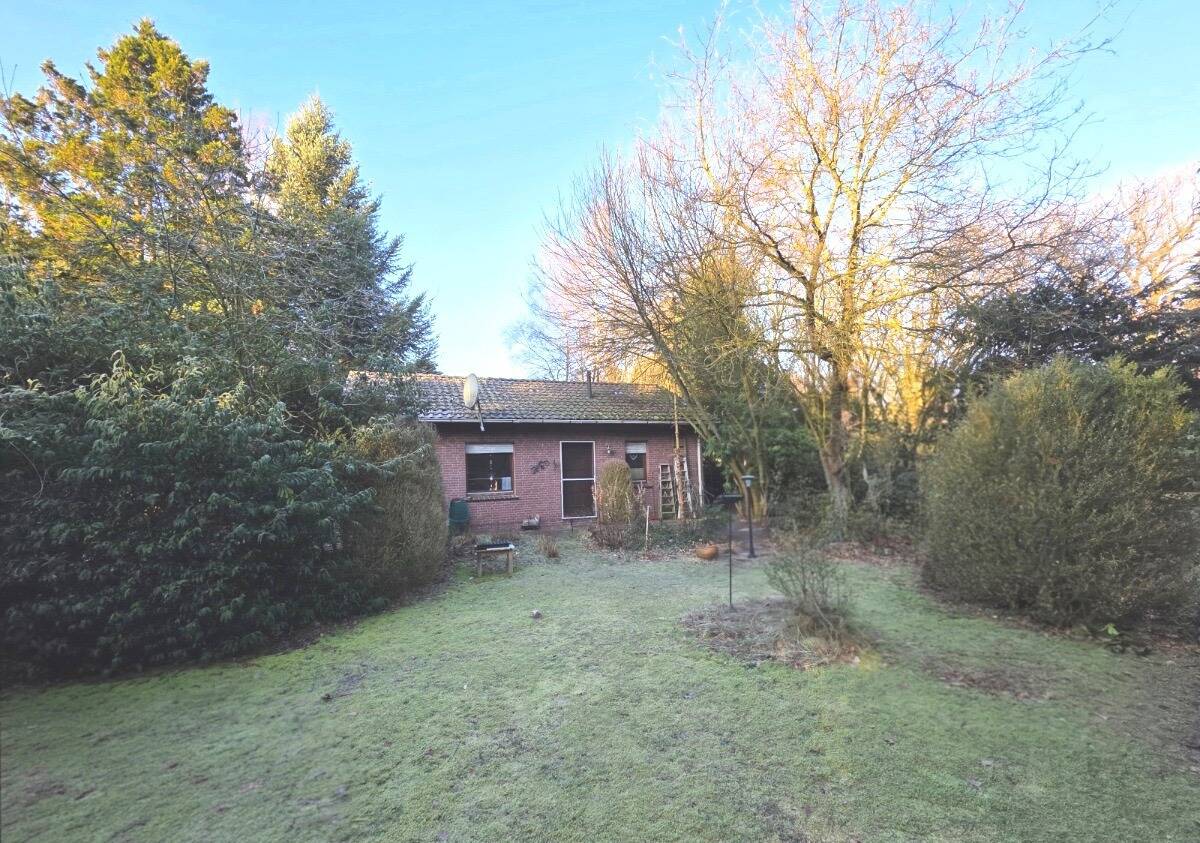 Immobilie in Hatten - Großzügiges Grundstück mit Potenzial - Ferienhaus/Baugrundstück in Hatten - Bild 0