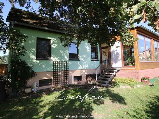 Einfamilienhaus zum Kauf 345.001 € 4 Zimmer 130,9 m² 1.166 m² Grundstück Zwenkau Zwenkau 04442