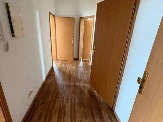 Wohnung zur Miete 400 € 3 Zimmer 70 m² frei ab sofort Meuselwitz Meuselwitz 04610