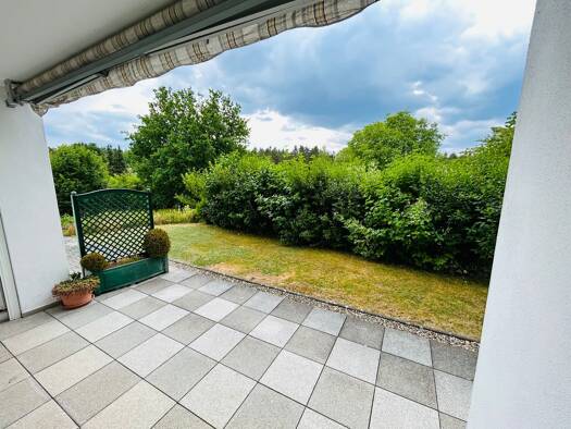 Wohnung zur Miete 385 € 2 Zimmer 75 m² EG frei ab sofort Trasching Roding 93426