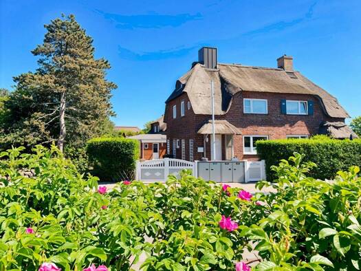 Doppelhaushälfte zum Kauf 1.650.000 € 6 Zimmer 150 m² 316 m² Grundstück Westerland Sylt 25980