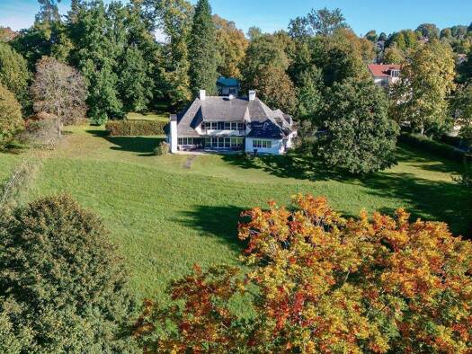 Villa zum Kauf 9 Zimmer 365,3 m² 15.280 m² Grundstück Murnau Murnau am Staffelsee 82418