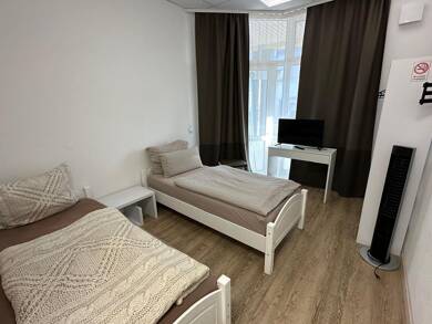 WG-Zimmer zur Miete Wohnen auf Zeit 812 € 12 m² frei ab 28.10.2025 Seestraße 0 Untereisesheim 74257