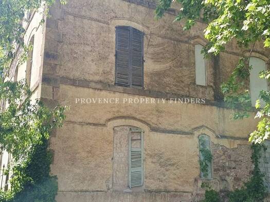 Haus zum Kauf 450.000 € 9.260 m² Grundstück Le Cannet-des-Maures 83340