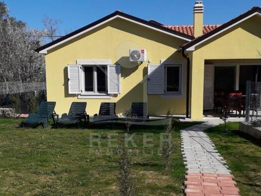 Bungalow zum Kauf 560.000 € 3 Zimmer 128 m² 756 m² Grundstück Nerezine 51550