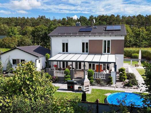 Einfamilienhaus zum Kauf 695.000 € 6 Zimmer 227,9 m² 903 m² Grundstück Haidhof Maxhütte-Haidhof 93142