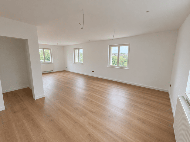 Einfamilienhaus zur Miete 950 € 3,5 Zimmer 107 m² 529 m² Grundstück frei ab sofort Löblerinweg 7 Neustadt Neustadt an der Aisch 91413