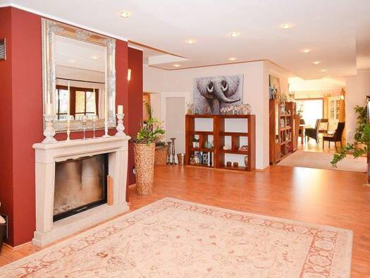 Haus zum Kauf 950.000 € 9 Zimmer 334 m² 1.373 m² Grundstück Kreuzriehe Suthfeld 31555