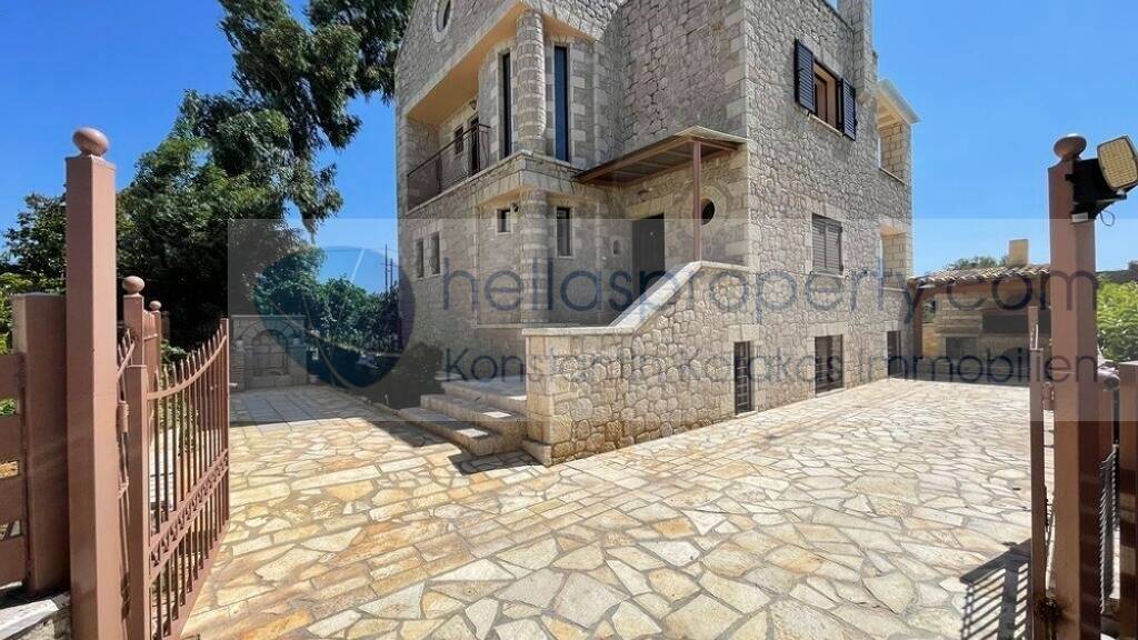 Einfamilienhaus zum Kauf 360.000 € 7 Zimmer 250 m² 200 m² Grundstück Nea Tiryntha 21100