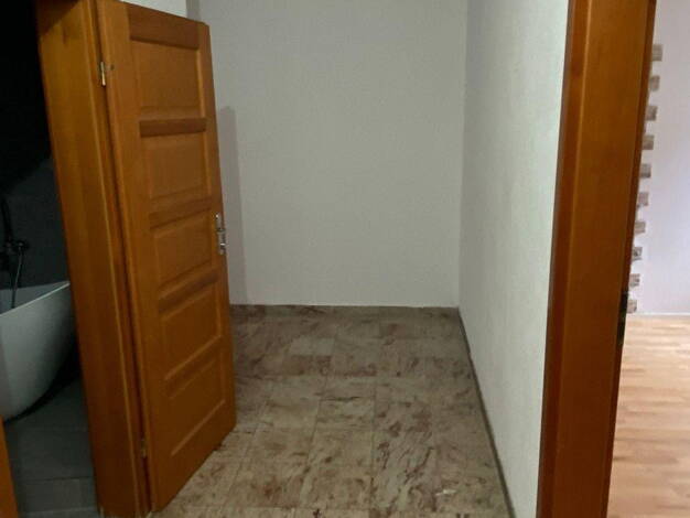 Wohnung zum Kauf provisionsfrei 350.000 € 4 Zimmer 110 m² 1. Geschoss Holzelfingerstraße 13 Unterhausen 72805