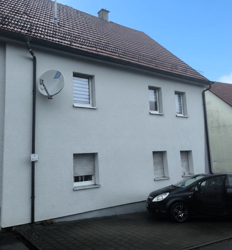 Immobilie in Bisingen - Dein Investment-Highlight: Charmante Doppelhaushälfte mit 3 Wohneinheiten in 72406 Bisingen-Thanheim - Bild 1