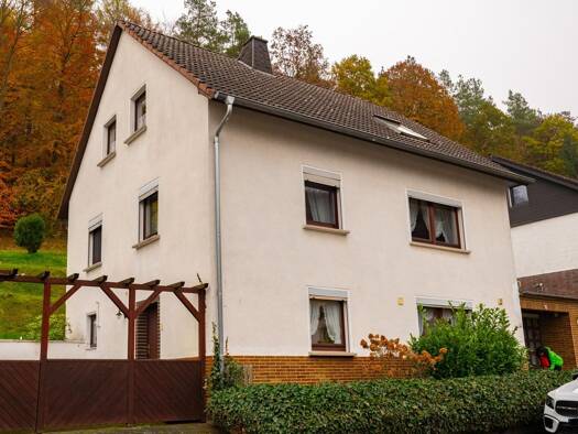 Einfamilienhaus zum Kauf provisionsfrei 229.000 € 5 Zimmer 148 m² 639 m² Grundstück Bottendorf Burgwald 35099