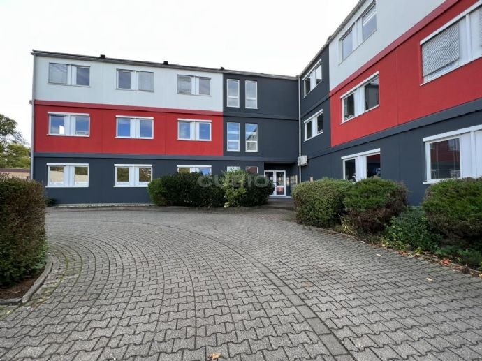 Büro-/Praxisfläche zur Miete provisionsfrei 6 € 200 m²<br/>Bürofläche ab 200 m²<br/>Teilbarkeit Bergmannstraße 32 Riemke Bochum 44809