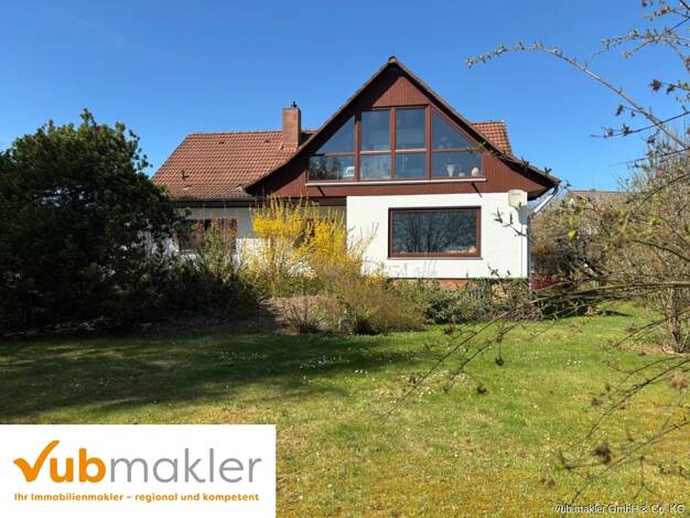 Einfamilienhaus zum Kauf 239.000 € 8 Zimmer 200 m² 1.341 m² Grundstück Töpen Töpen 95183