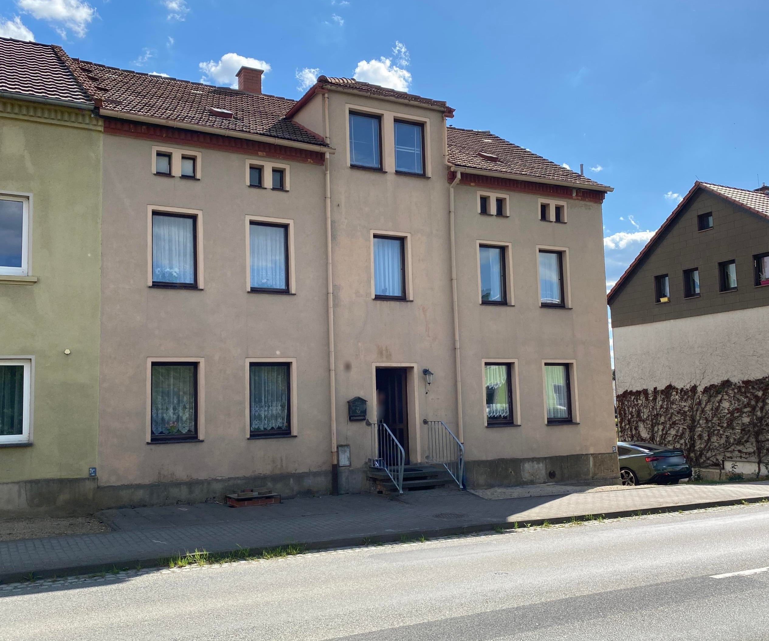 Doppelhaushälfte zum Kauf 65.000 € 8 Zimmer 194 m²<br/>Wohnfläche 1.220 m²<br/>Grundstück Zittau Zittau 02763