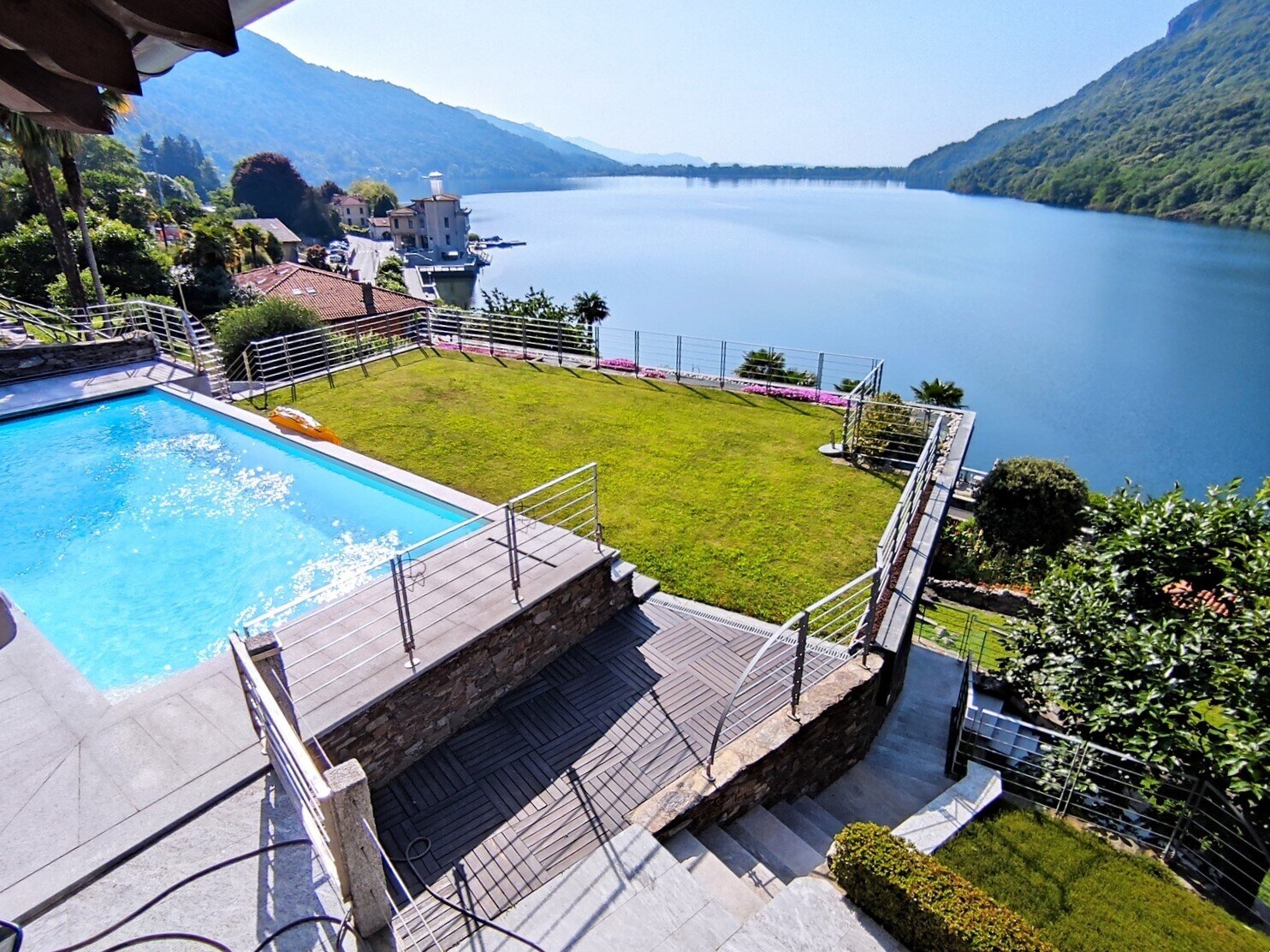 Villa zum Kauf 2.600.000 € 8 Zimmer 300 m²<br/>Wohnfläche 1.500 m²<br/>Grundstück ab sofort<br/>Verfügbarkeit Mergozzo