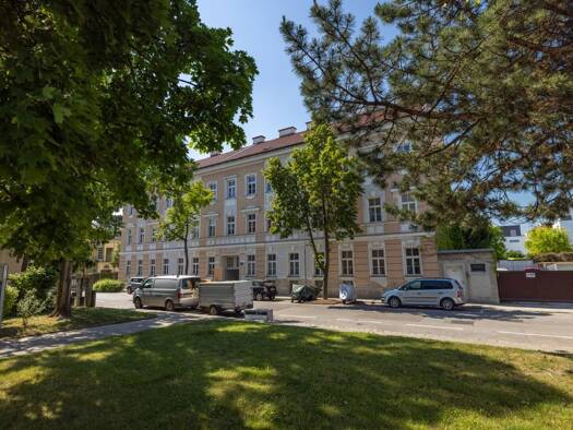 Büro zur Miete 403 € 2 Zimmer Schwechat 2320