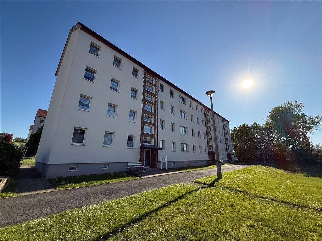 Property thumbnail 2