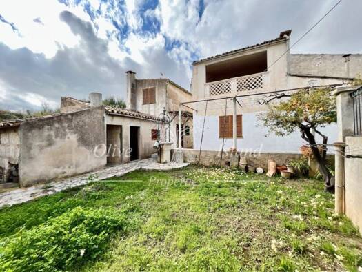 Villa zum Kauf 595.000 € 5 Zimmer 270 m² 300 m² Grundstück Selva 07313
