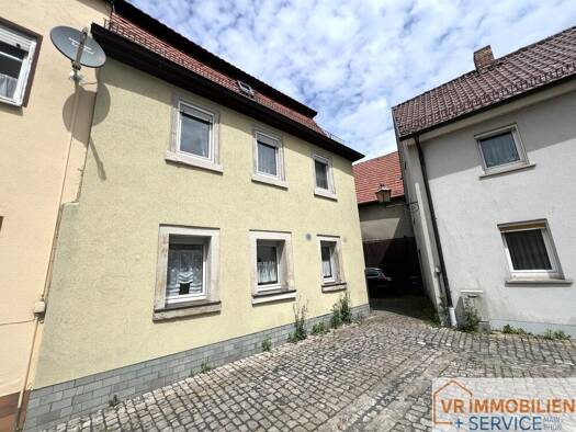 Einfamilienhaus zum Kauf 75.000 € 8 Zimmer 166,6 m² 110 m² Grundstück Bad Königshofen 97631