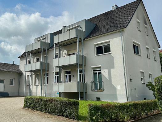 Wohnung zur Miete 1.050 € 4 Zimmer 123 m² EG frei ab sofort Franz-Schubert-Straße 1 Emskirchen 91448