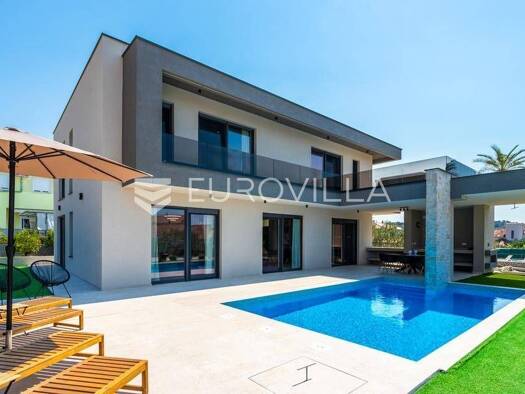 Haus zum Kauf 1.950.000 € 4 Zimmer 283 m² Aleksandra Curavica Sibenik