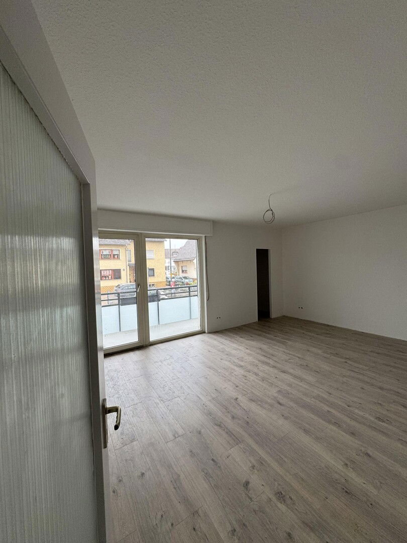 Wohnung zur Miete 620 € 2 Zimmer 55 m²<br/>Wohnfläche 1.<br/>Geschoss 01.12.2024<br/>Verfügbarkeit Bischofsheim Maintal 64377