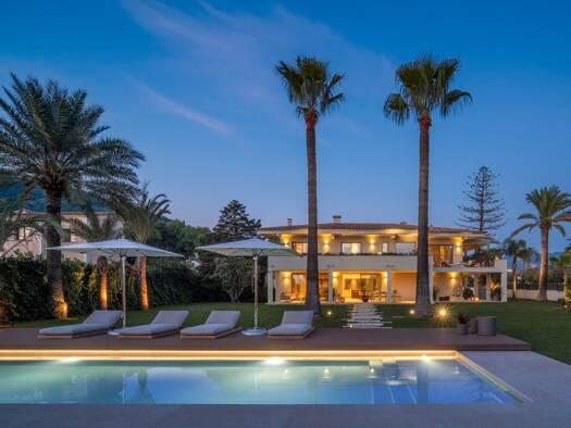 Villa zum Kauf 3.800.000 € 5 Zimmer 450 m² 2.500 m² Grundstück Bunyola 07110