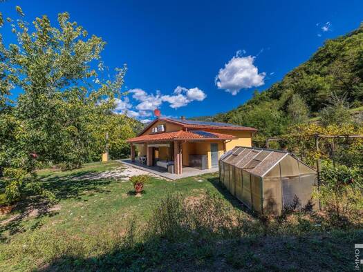 Villa zum Kauf 980.000 € 3 Zimmer 278 m² 26.000 m² Grundstück frei ab sofort Castelfranco Piandiscò 52020