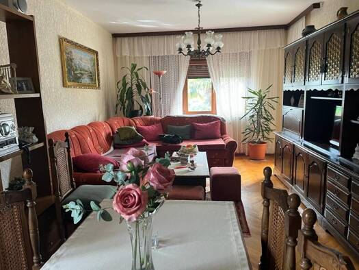 Haus zum Kauf 600.000 € 4 Zimmer 300 m² Lovran