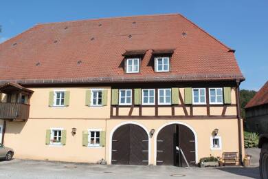 Wohnung zur Miete 350 € 3 Zimmer 100 m² Dachgeschoss, 2. Geschoss frei ab 01.07.2025 Lerchenbergsmühle Oberdachstetten 91617