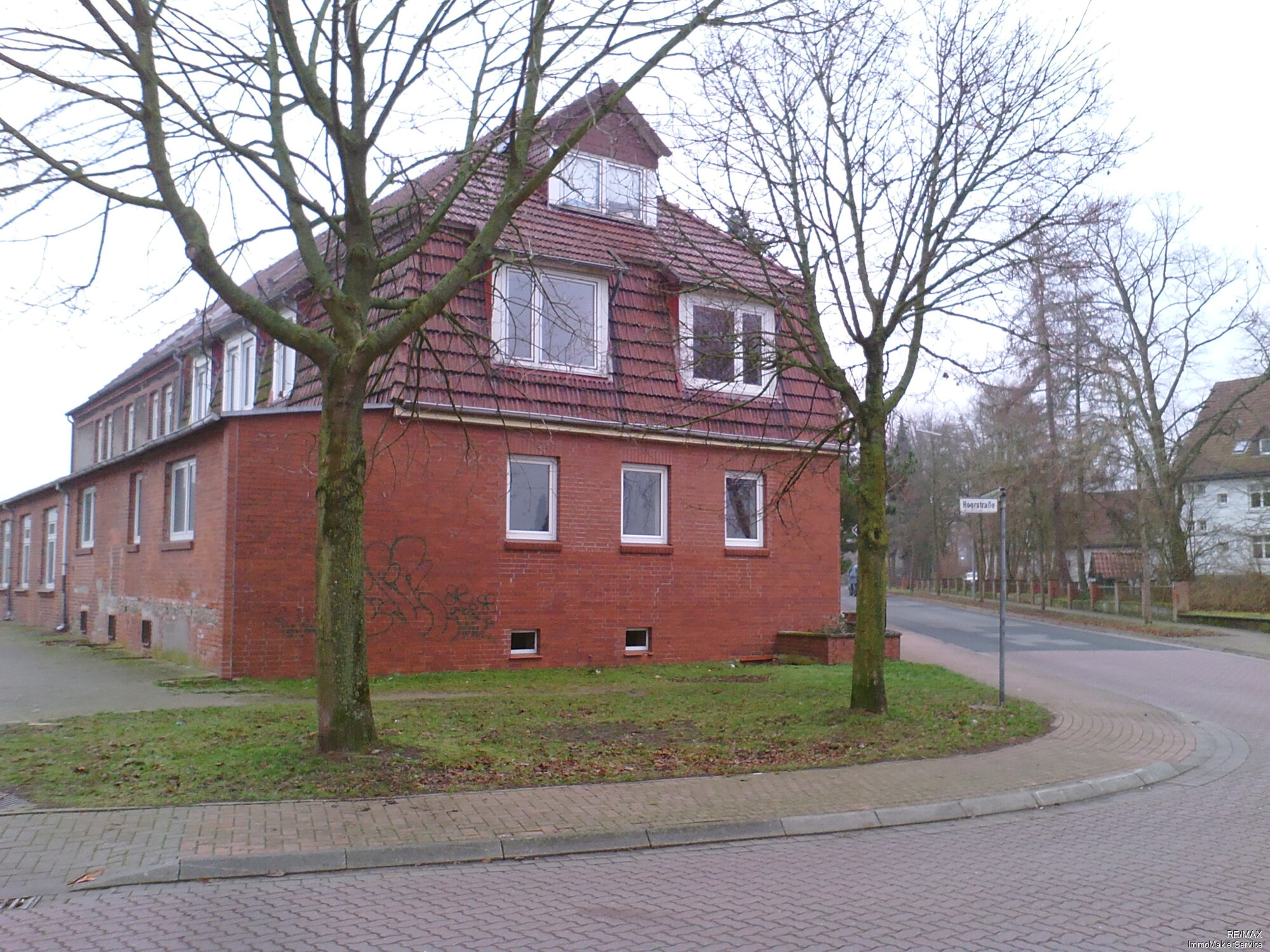 Mehrfamilienhaus zum Kauf 385.000 € 24 Zimmer 540 m²<br/>Wohnfläche 804 m²<br/>Grundstück Windheim Petershagen 32469