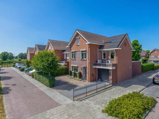 Villa zum Kauf 1.250.000 € 6 Zimmer 218 m² 407 m² Grundstück binnengracht 8 Albrandswaard 3162 WD