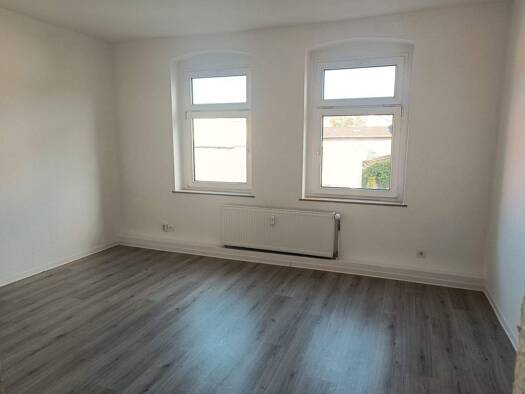 Wohnung zur Miete 360 € 2 Zimmer 48 m² 2. Geschoss Eisleber Straße 1 Lemsdorf Magdeburg 39118