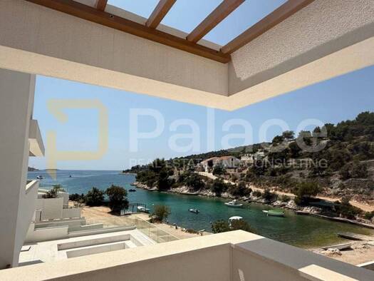 Haus zum Kauf 1.800.000 € 4 Zimmer 301 m² Marina