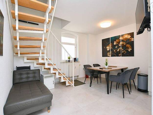 Wohnung zur Miete Wohnen auf Zeit 2.490 € 4,5 Zimmer 80 m² frei ab sofort Mitte Ludwigsburg 71634