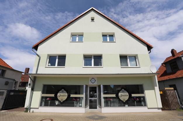 Haus zum Kauf 520.000 € 7 Zimmer 198 m² 575 m² Grundstück Gifhorn Gifhorn 38518