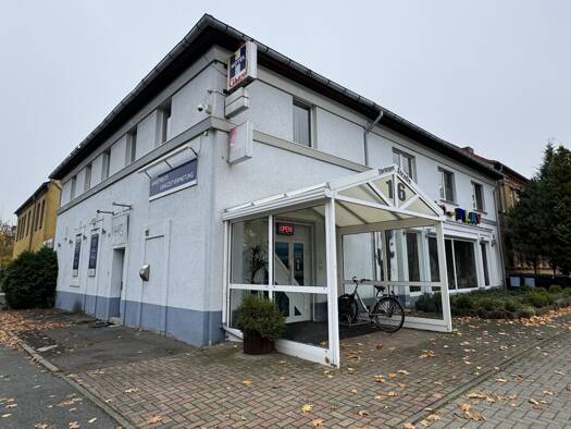 Gewerbeobjekt zum Kauf als Kapitalanlage geeignet 320.000 € 6 Zimmer 316 m² 459 m² Grundstück Bitterfeld 06749