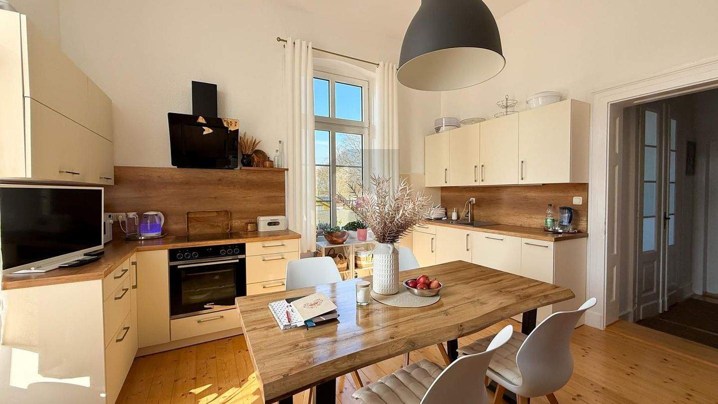 Immobilie in Bückeburg - RAUMHÖHE TRIFFT WOHNQUALITÄT - Bild 3