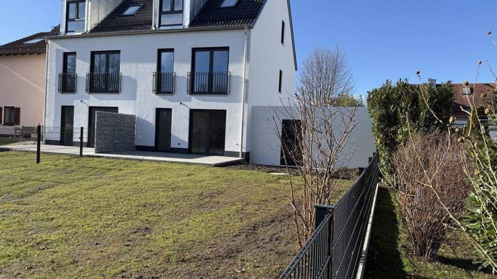 Reihenendhaus zur Miete - Erstbezug 2.650 € 5 Zimmer 126 m² 360 m² Grundstück frei ab 01.03.2026 Erding 85435