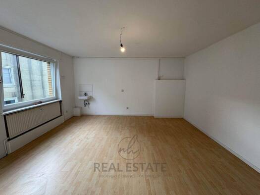 Lagerhalle zur Miete provisionsfrei 8,50 € 88 m² Lagerfläche teilbar ab 32 m² Garstedt Norderstedt 22848