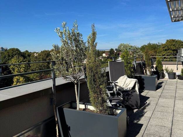 Wohnung zur Miete 1.772 € 4 Zimmer 114,3 m² Geschoss 4/4 Weisenau Mainz 55130