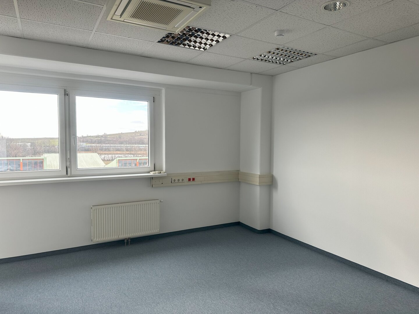 Bürogebäude zur Miete 922,74 € 4 Zimmer 87,9 m²<br/>Bürofläche Wiener Neudorf 2351