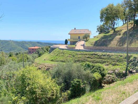 Villa zum Kauf 670.000 € 6 Zimmer 269 m² 4.700 m² Grundstück Meeresnähe Andora 17051