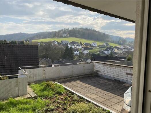 Wohnung zur Miete 720 € 2 Zimmer 68 m² Geschoss 1/2 frei ab 01.09.2026 Hausen Hausen (Wied) 53547
