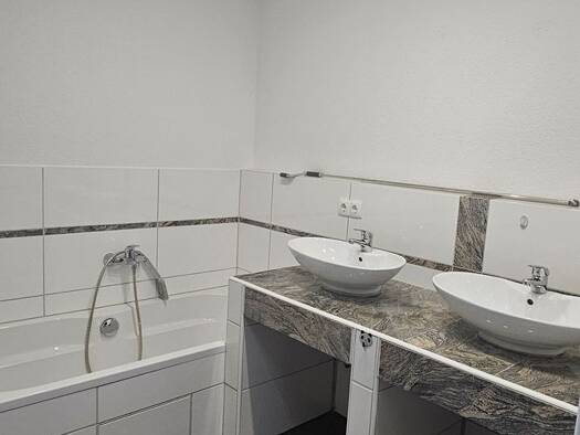 Haus zum Kauf 469.000 € 8 Zimmer 250 m² 228 m² Grundstück frei ab sofort Wildberg 72218