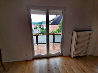 Wohnung zur Miete 900 € 3 Zimmer 70 m² Geschoss 1/2 frei ab sofort Sanderau Würzburg 97072