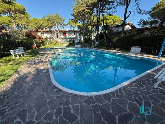 Reihenmittelhaus zum Kauf 350.000 € 4 Zimmer Lignano Pineta 33054